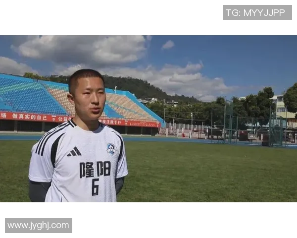 昆明科班队勇闯滇超联赛为家乡争光添彩奋勇出征 昆明科班队勇闯滇超联赛为家乡争光添彩奋勇出征